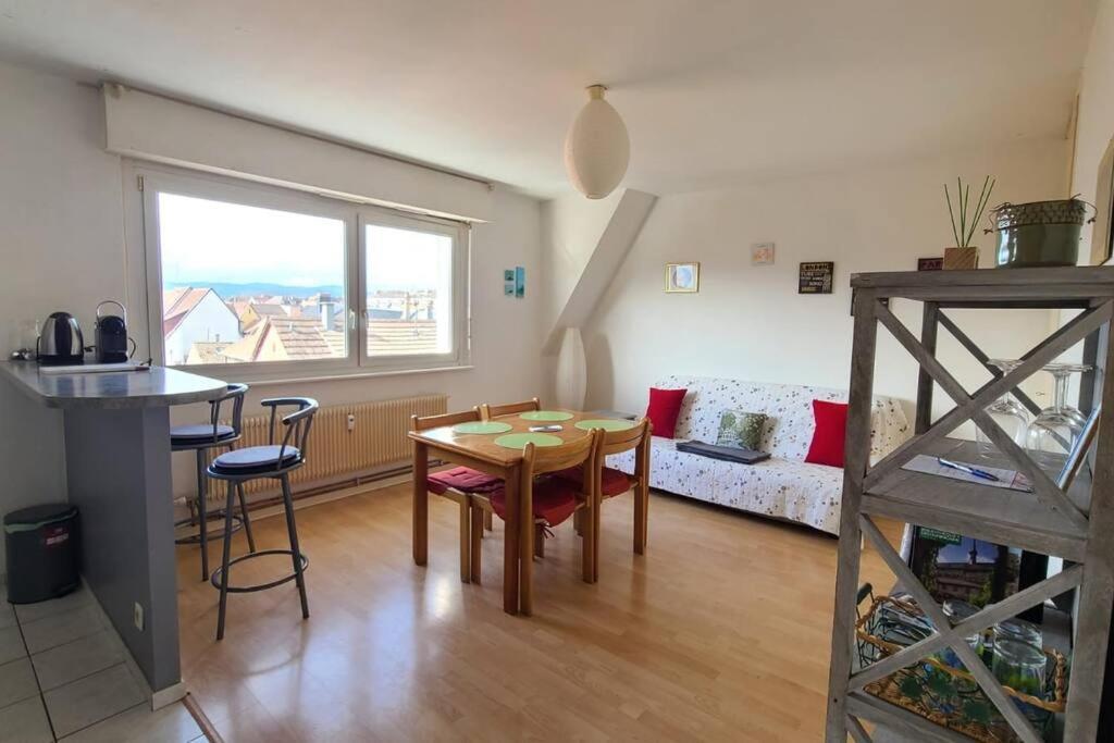 Residence Lorient Centre Ville De กอลมาร์ ภายนอก รูปภาพ